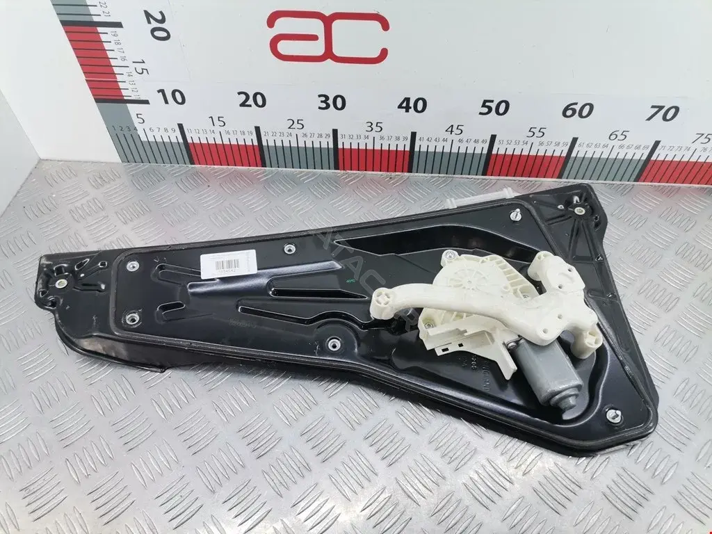 Стеклоподъемник CVH500120, WRL2405R
