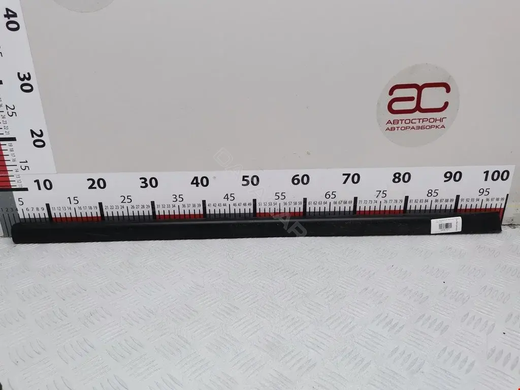 Молдинг двери 8Z0853954