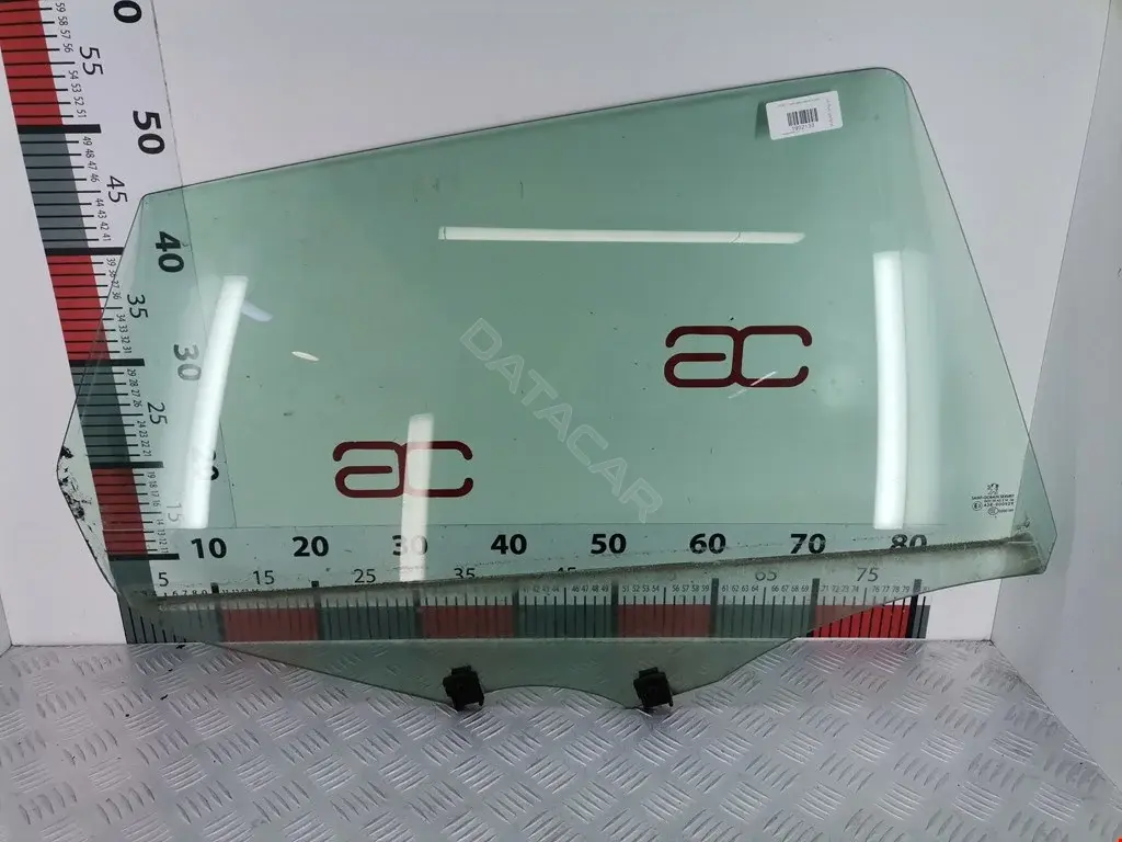 Стекло двери 9204V7