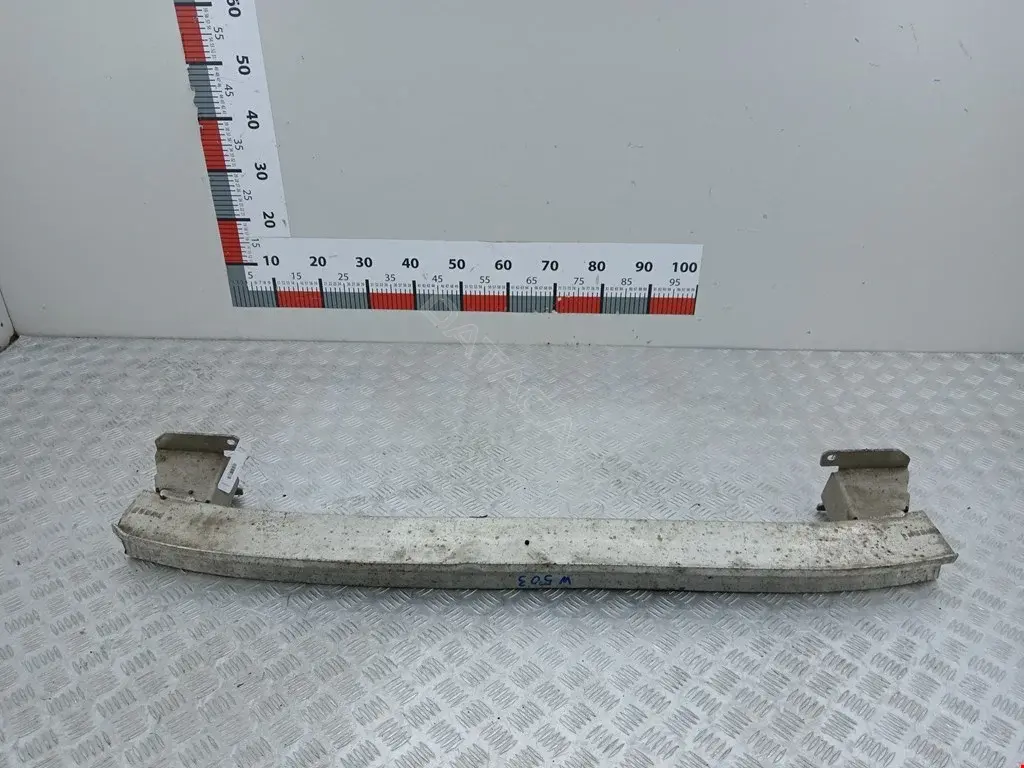 Усилитель бампера 8P4807309B