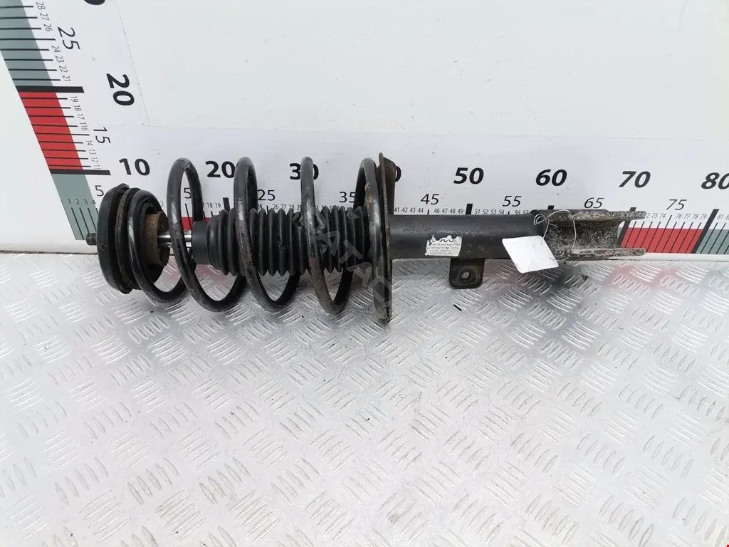 Стойка передняя 5202CZ, 5202HL, G32745R