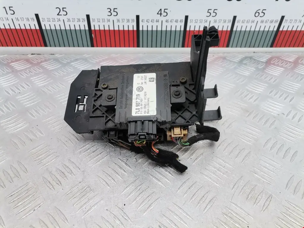 Блок управления сигнализацией 7L0907719, 7L0907719A