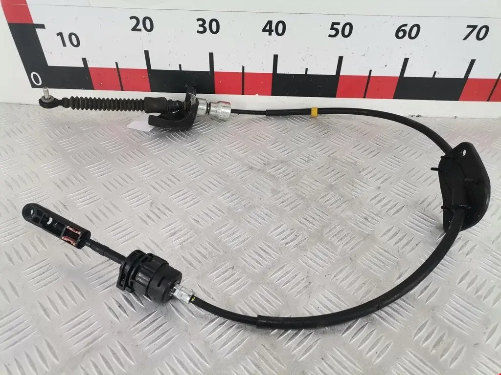 Трос КПП 338200T020