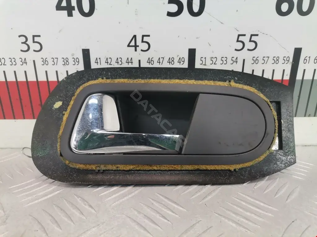 Ручка двери 7M3837113D