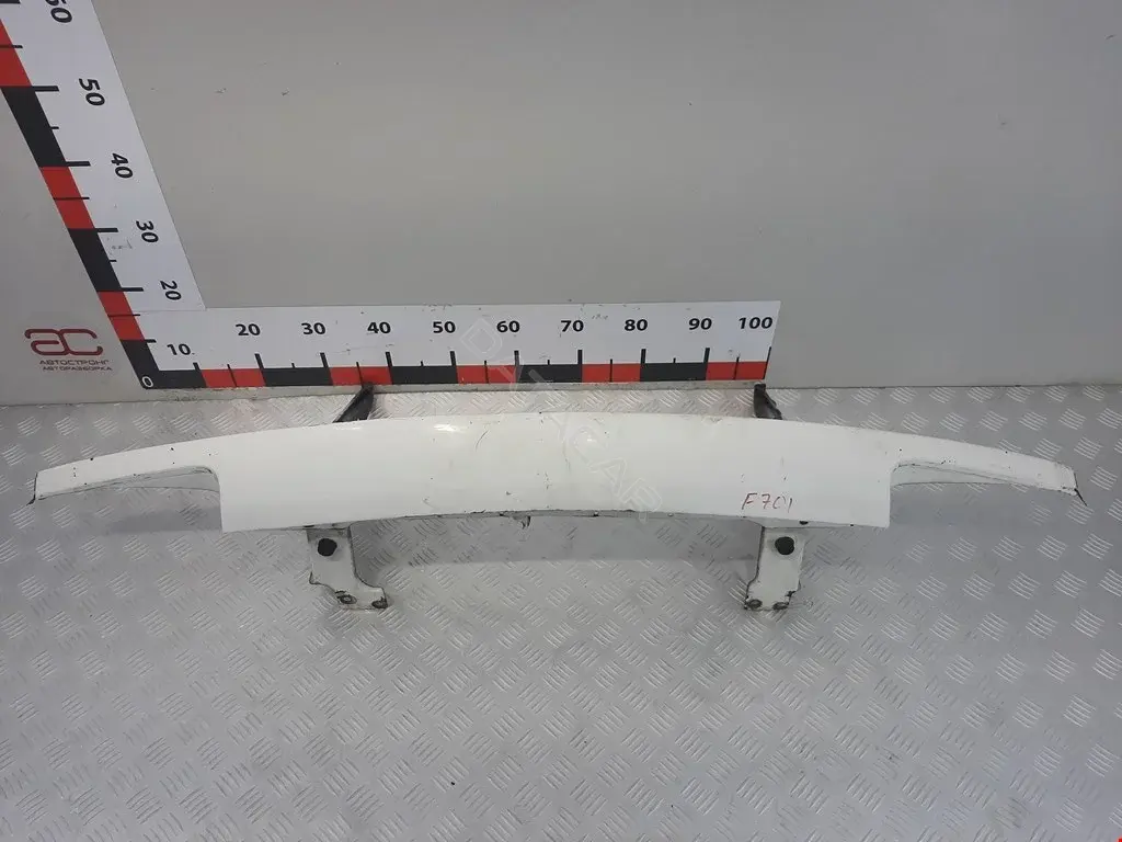 Решетка радиатора BS8352810
