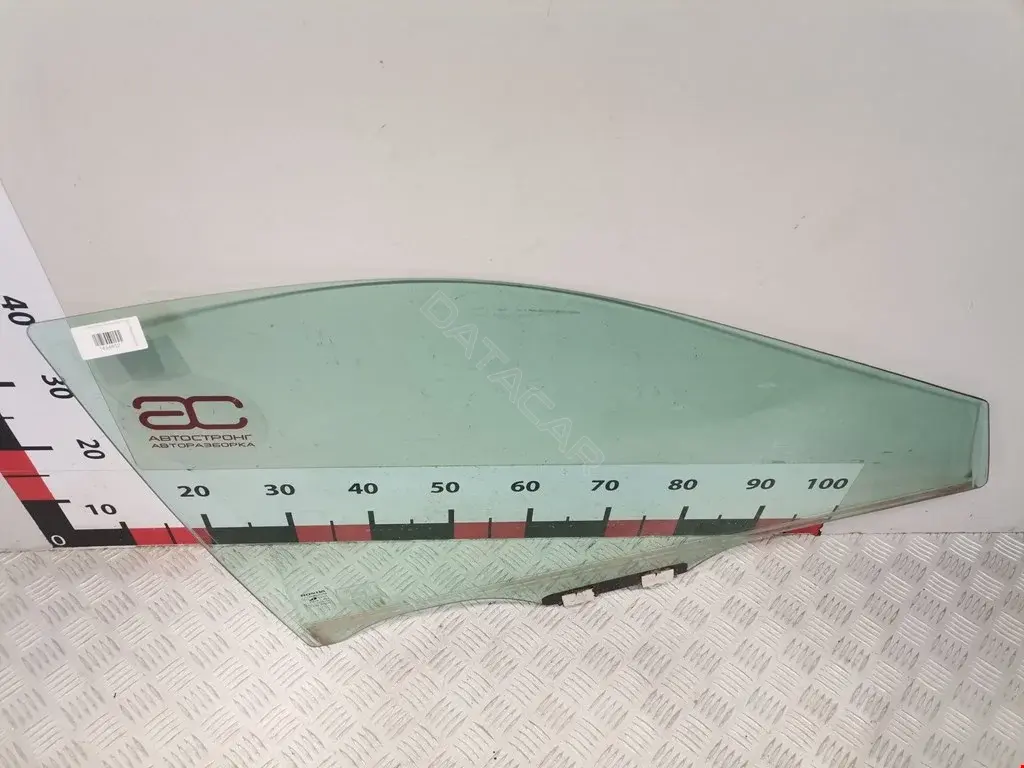 Стекло двери 73300SEPA00