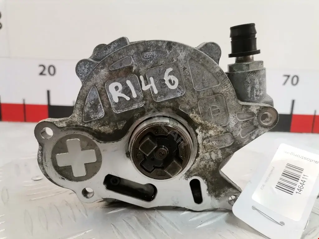Вакуумный насос 03L145100B, 03L145100C, 03L145100D