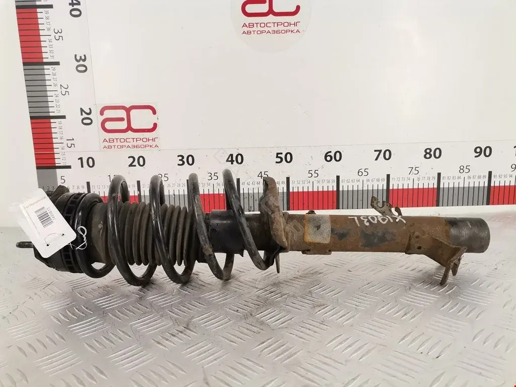 Стойка передняя DDY23490YA, G32182L