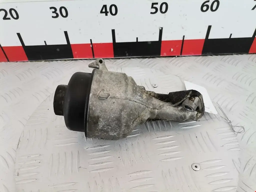 Корпус масляного фильтра 030115466A, 03D115403D, 03D115466A