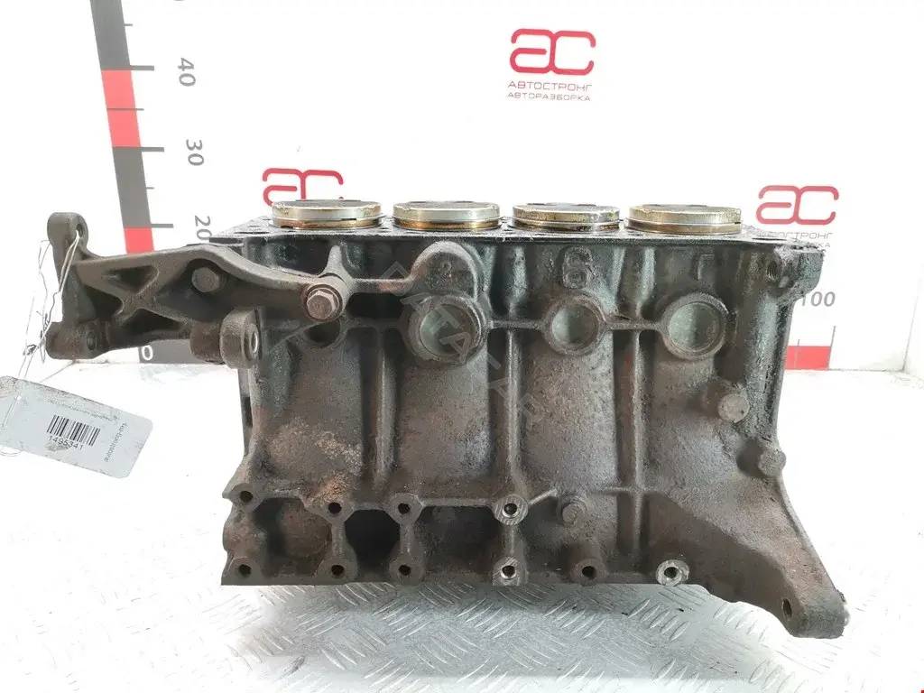 Блок цилиндров B6MC02200B