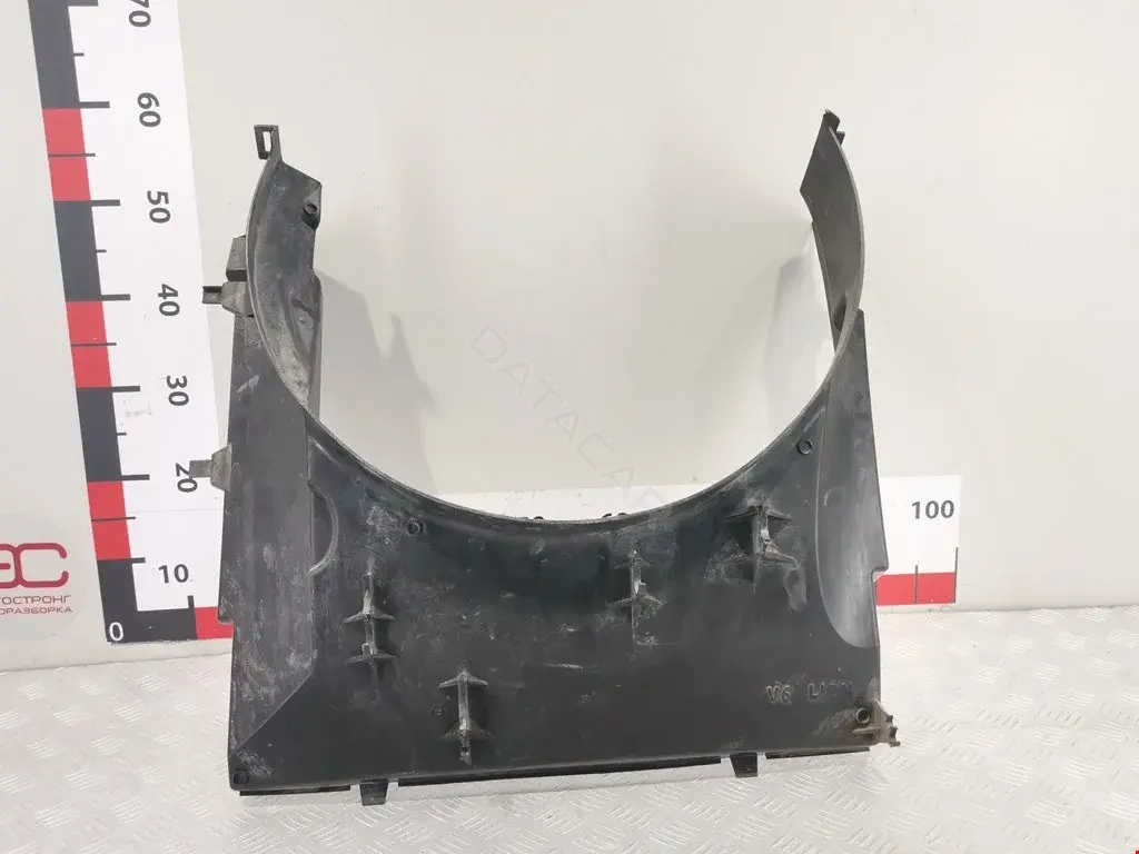 Кронштейн вентилятора радиатора 500230, PGK500230