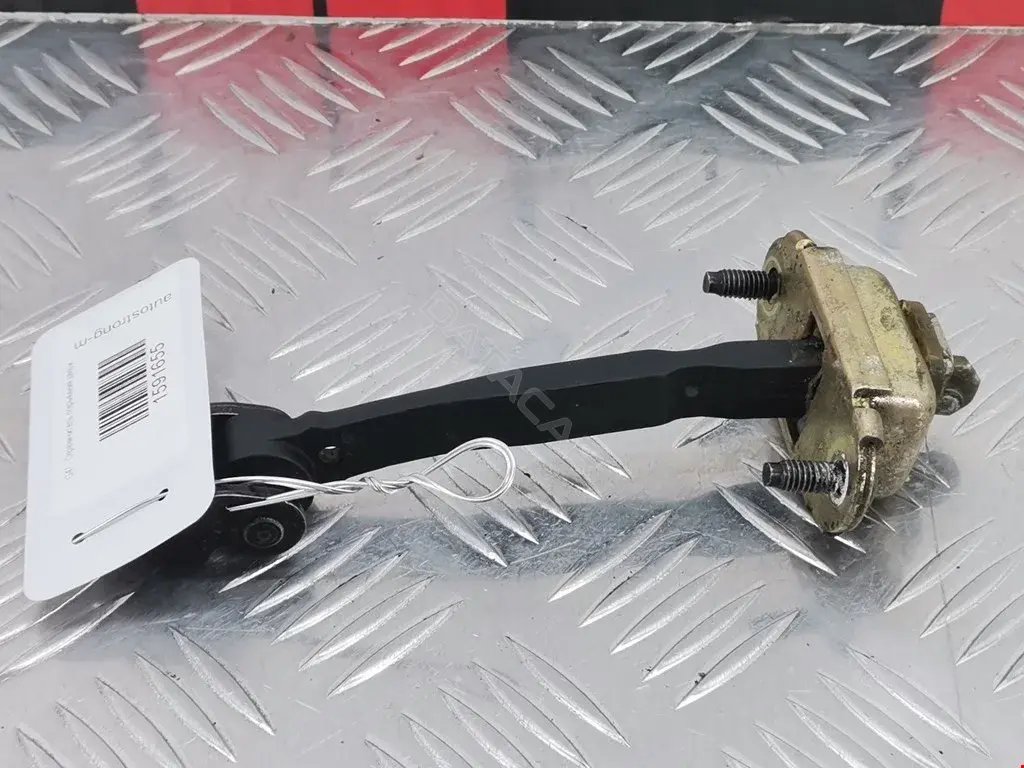 Ограничитель двери 2S6AA27200