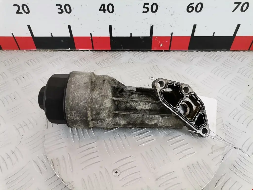 Корпус масляного фильтра 0001336332, 0118081, 030784724