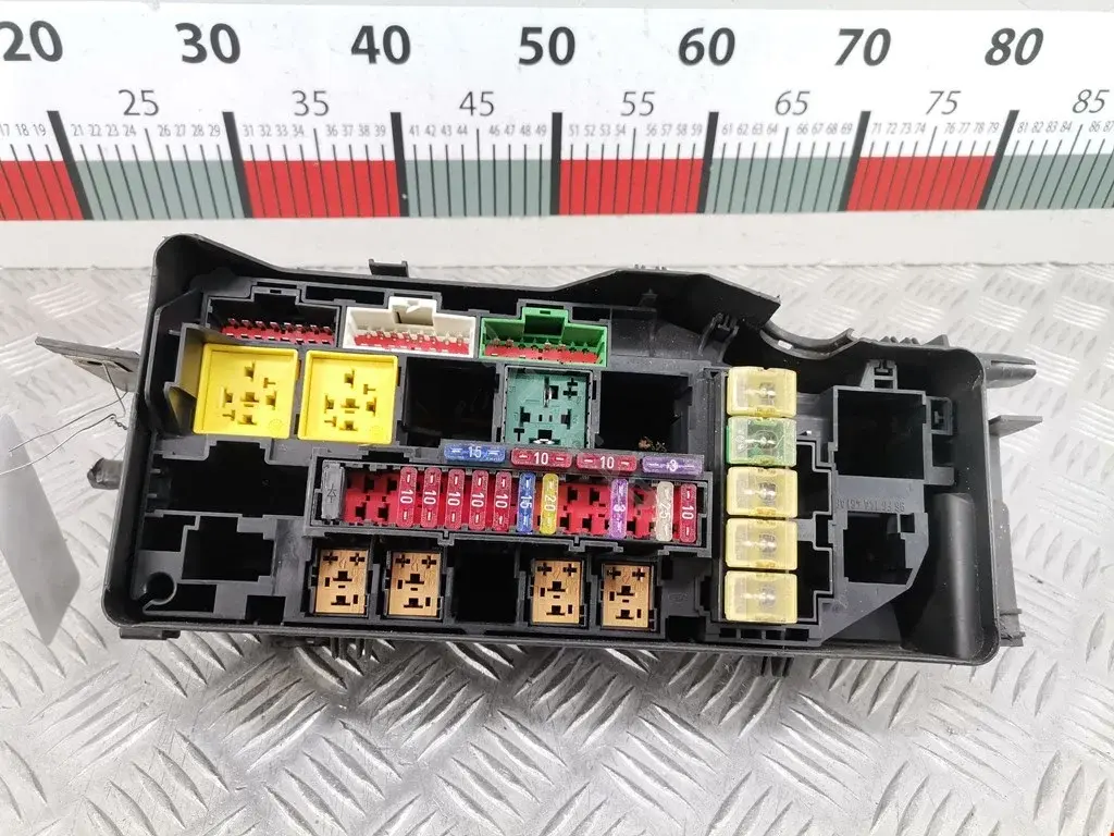 Блок реле 96FG14A481AB