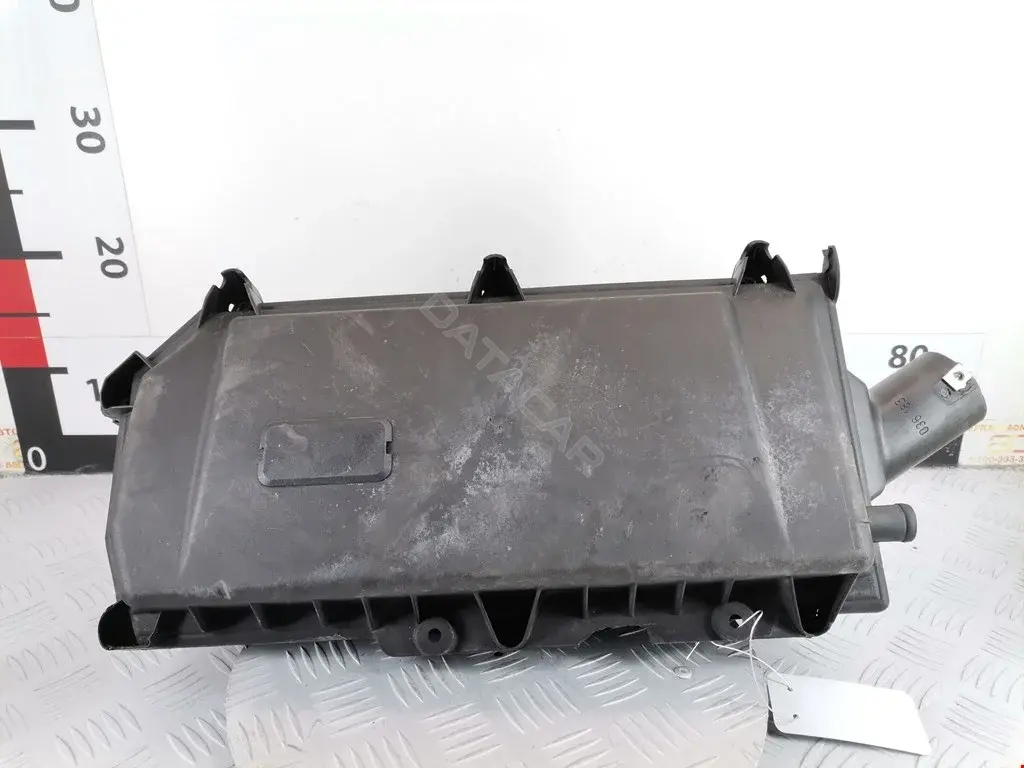Корпус воздушного фильтра 036129611AM, 11290196801, B13CR0167