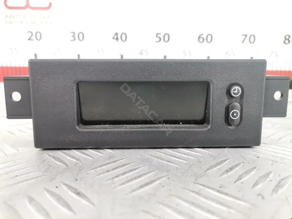 Дисплей 13208191