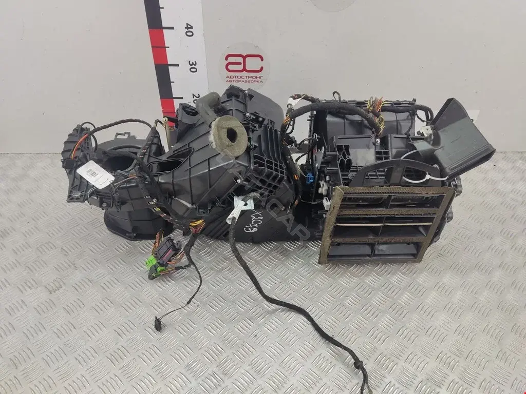 Отопитель в сборе (печка) 7L0815153B, 7L0820005EA