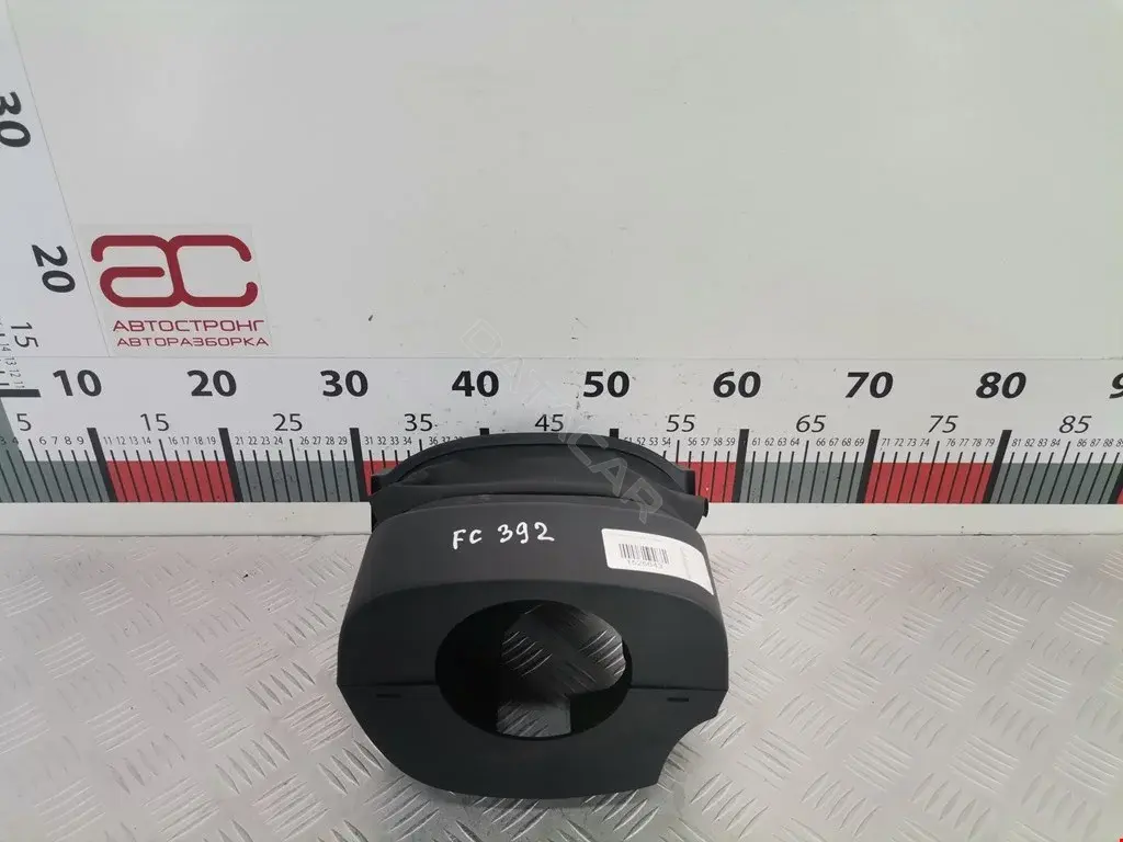 Кожух рулевой колонки 3M513533ABW