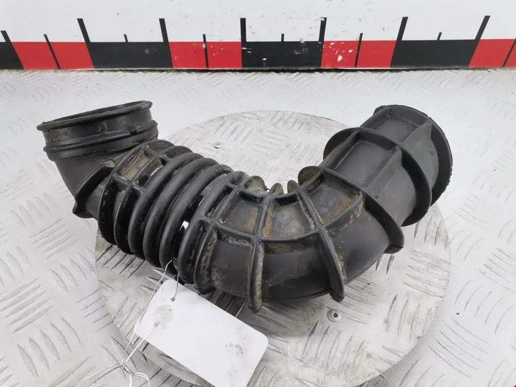 Патрубок воздушный 98AB9R504AD