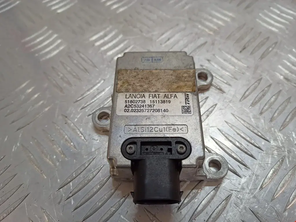 Датчик ускорения 51802738