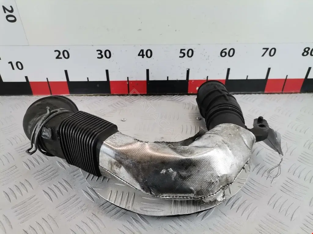 Патрубок воздушный 3D0129615A