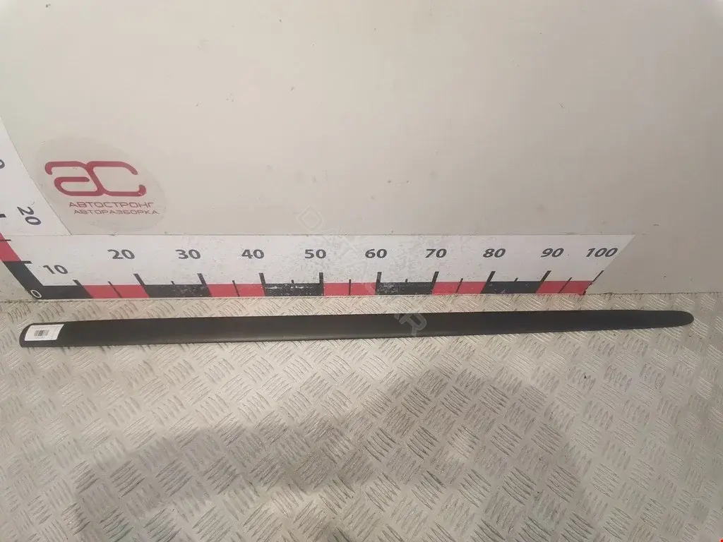 Молдинг двери 90547379