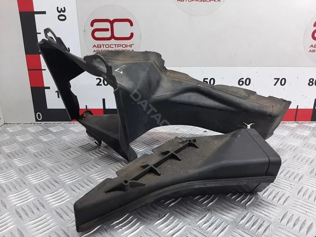 Воздуховод 4F0145333B