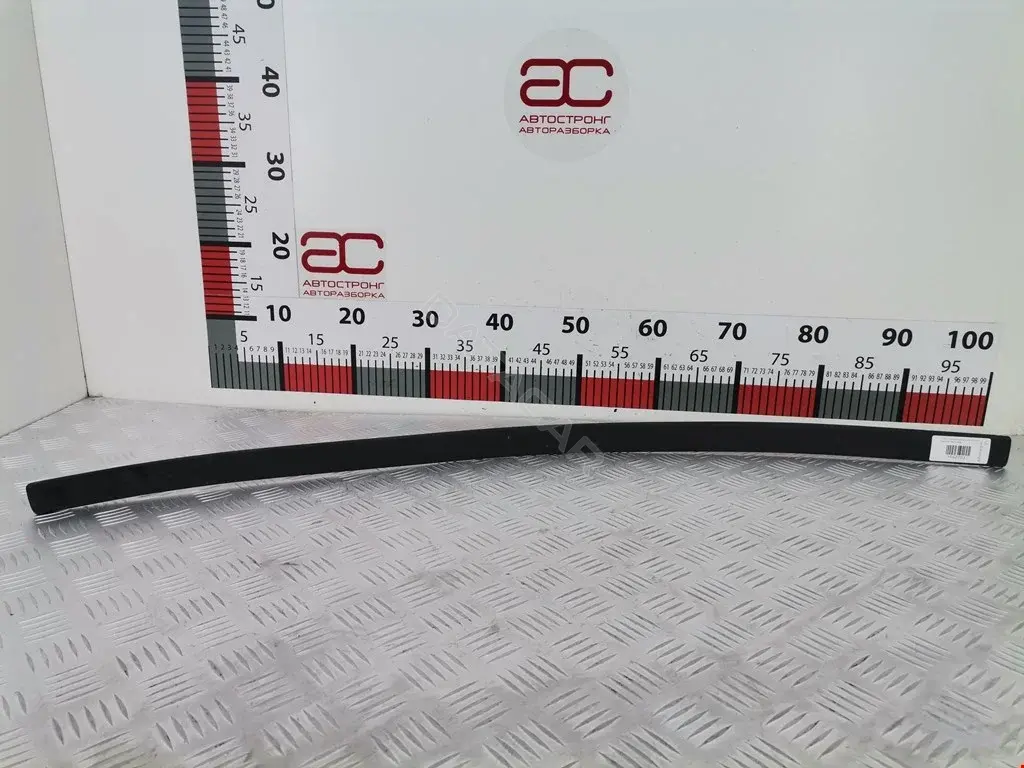 Молдинг двери 3M51R20938AC