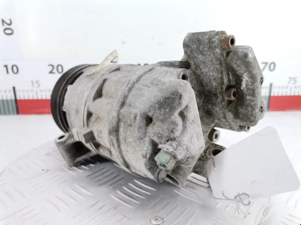 Компрессор кондиционера 3R40145010, 64509182795