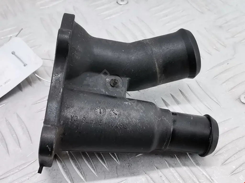 Корпус термостата 98MM9K478CA