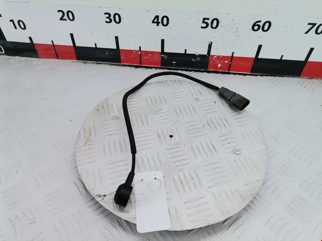 Датчик детонации 06E905377B, 06E905377C