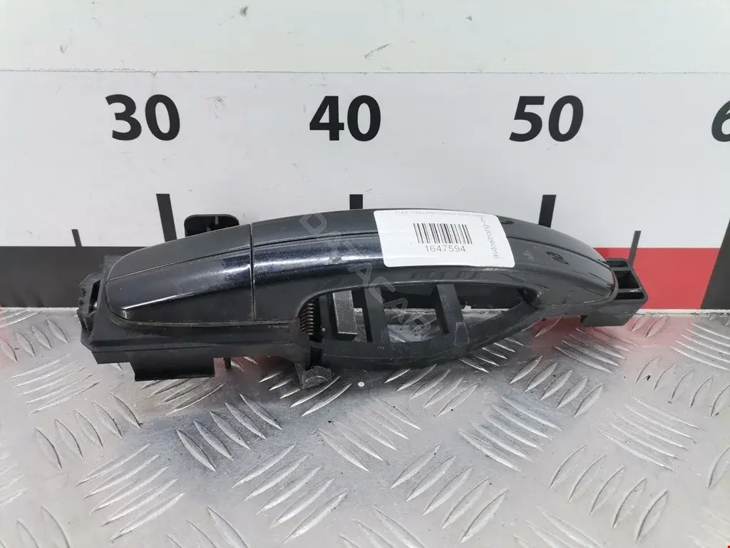 Ручка двери 3M51R224A37