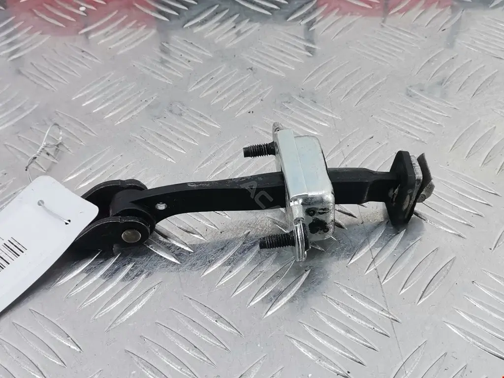 Ограничитель двери 5S6AA23500