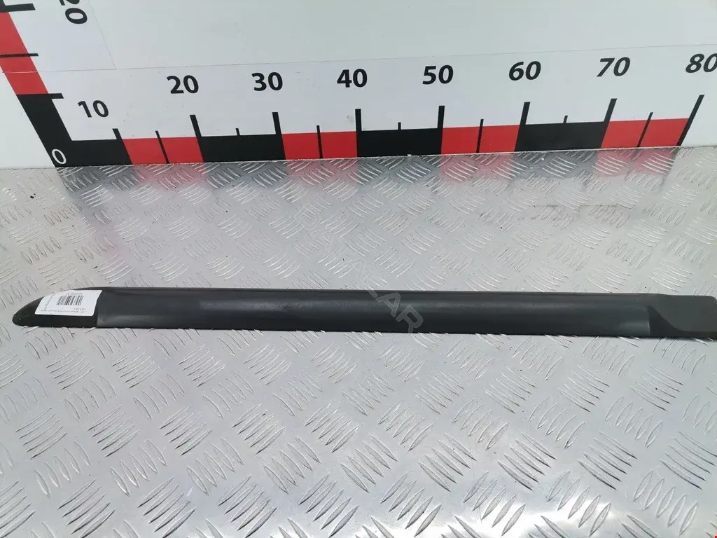 Молдинг двери CB0150692A