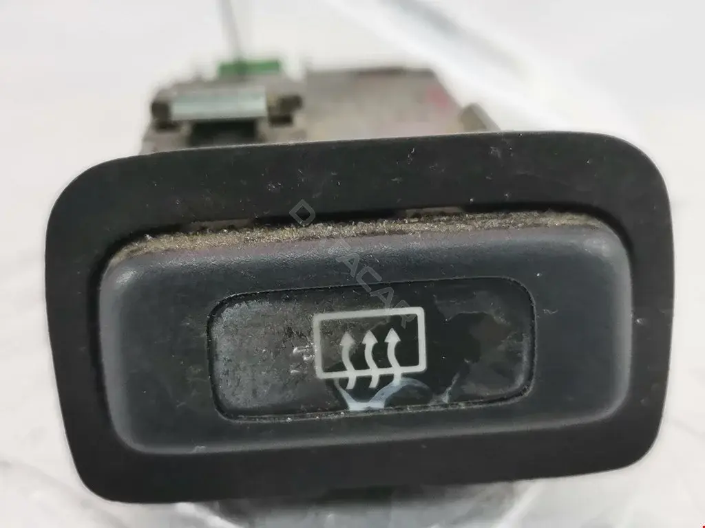 Кнопка противотуманных фар ST3A50366, YUG101640PMP