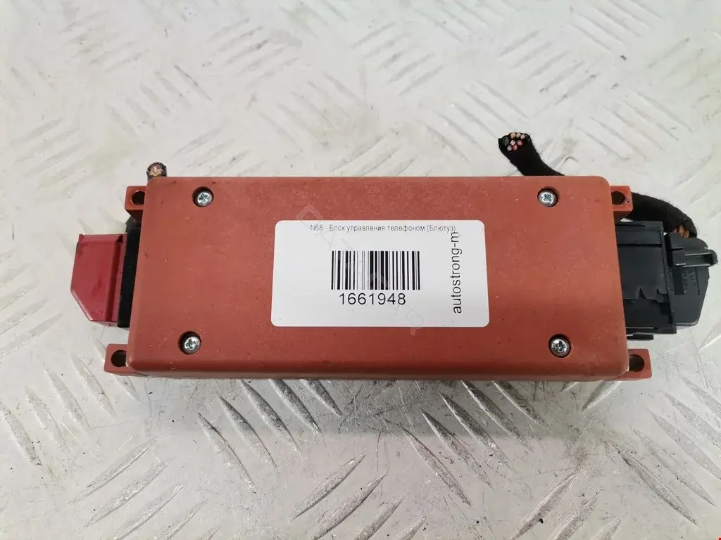 Блок управления телефоном 8D0862335B