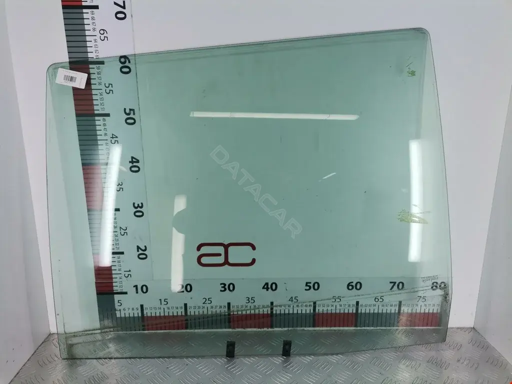Стекло двери 8569Y1