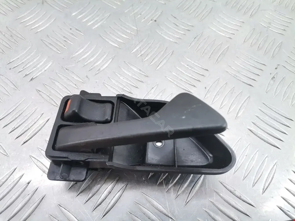 Ручка двери 87BBA22601AA