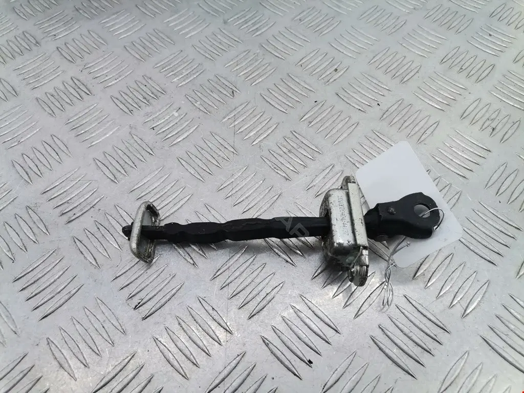 Ограничитель двери 6Y0839249G, 72340SWAA01, 80430JD000