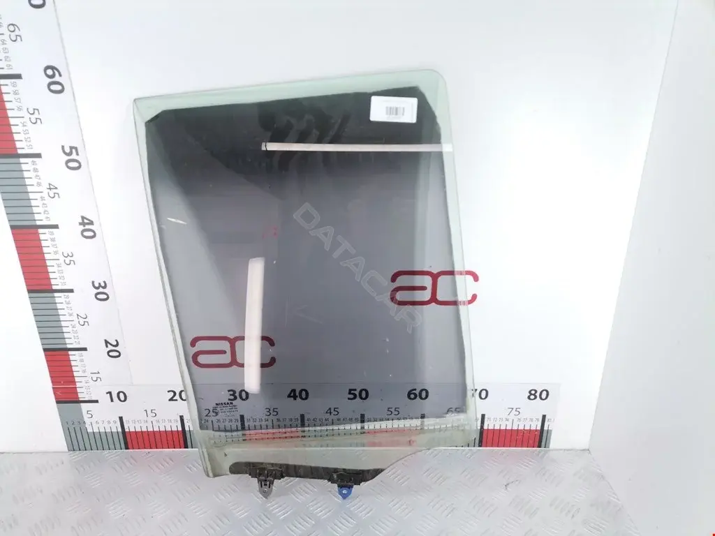 Стекло двери 51348249928, 82300EB320