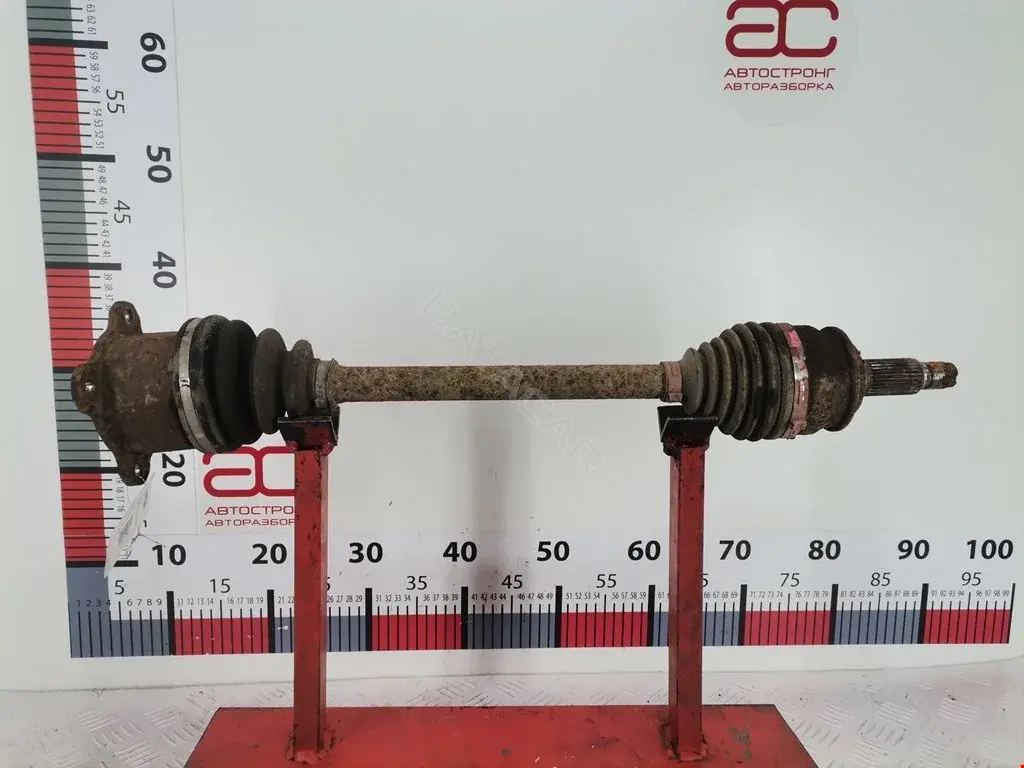 Приводной вал / Полуось 4410565J10
