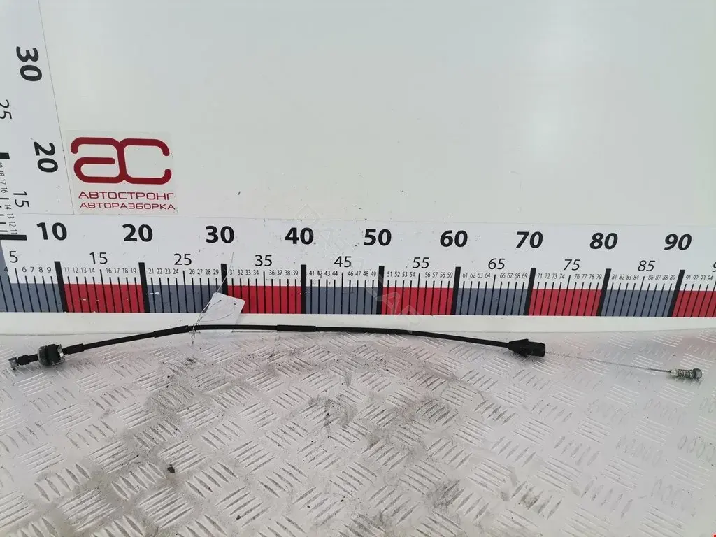 Трос газа 25190037