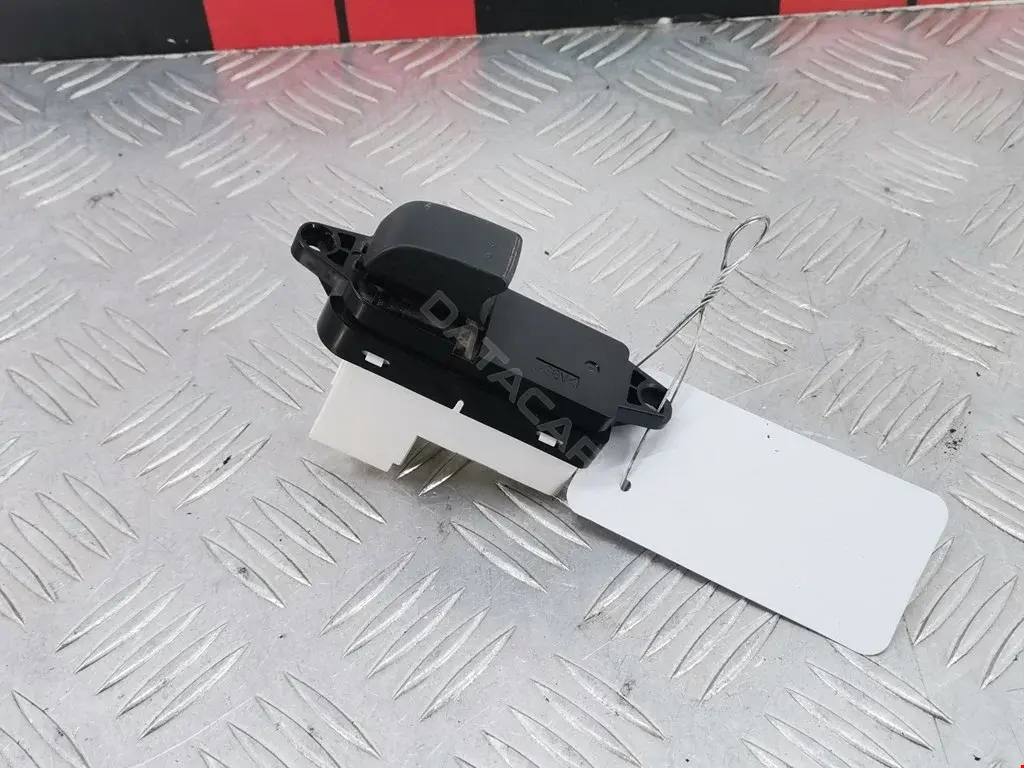 Кнопка стеклоподъемника GE4T66370, GE4T66370A, HLKNV020