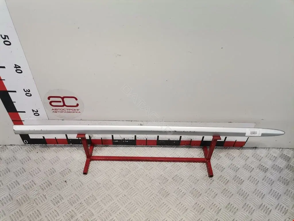 Молдинг двери DD3250681C