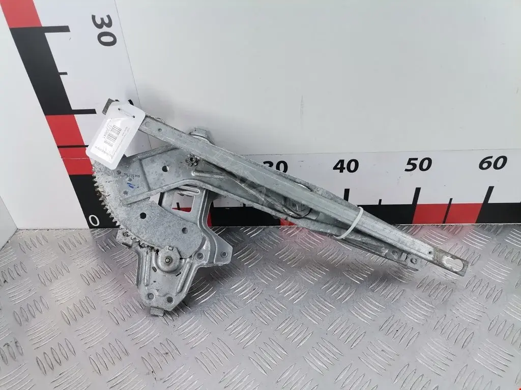 Стеклоподъемник 72750ST3E01