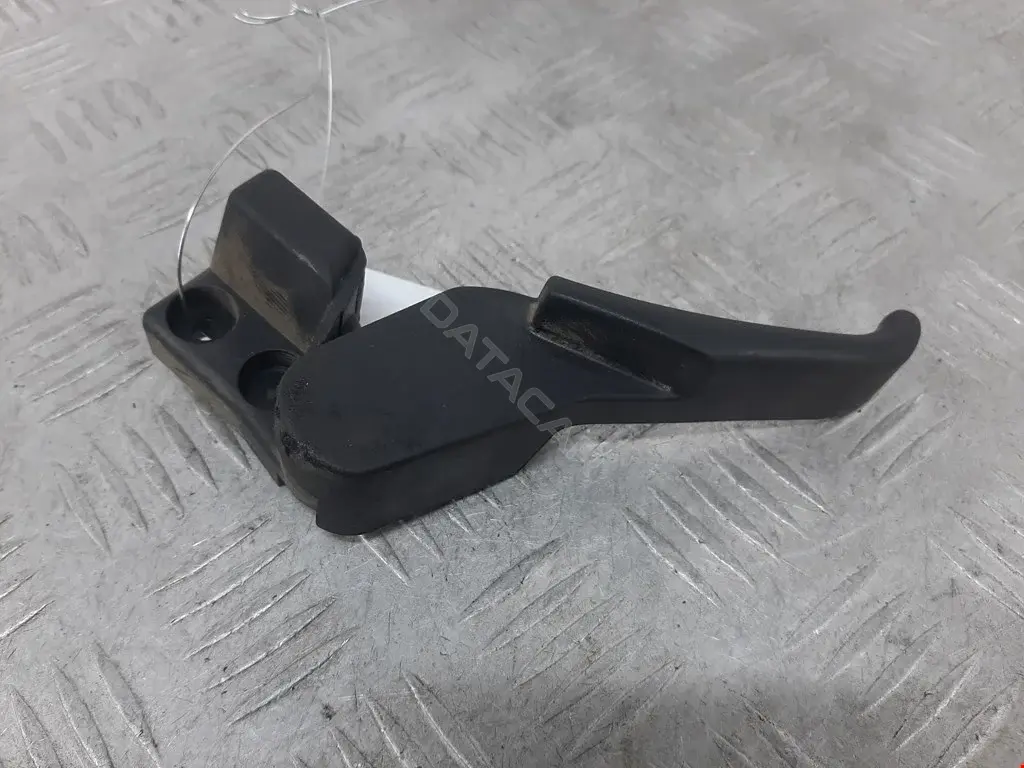 Ручка открывания капота 3B1823533