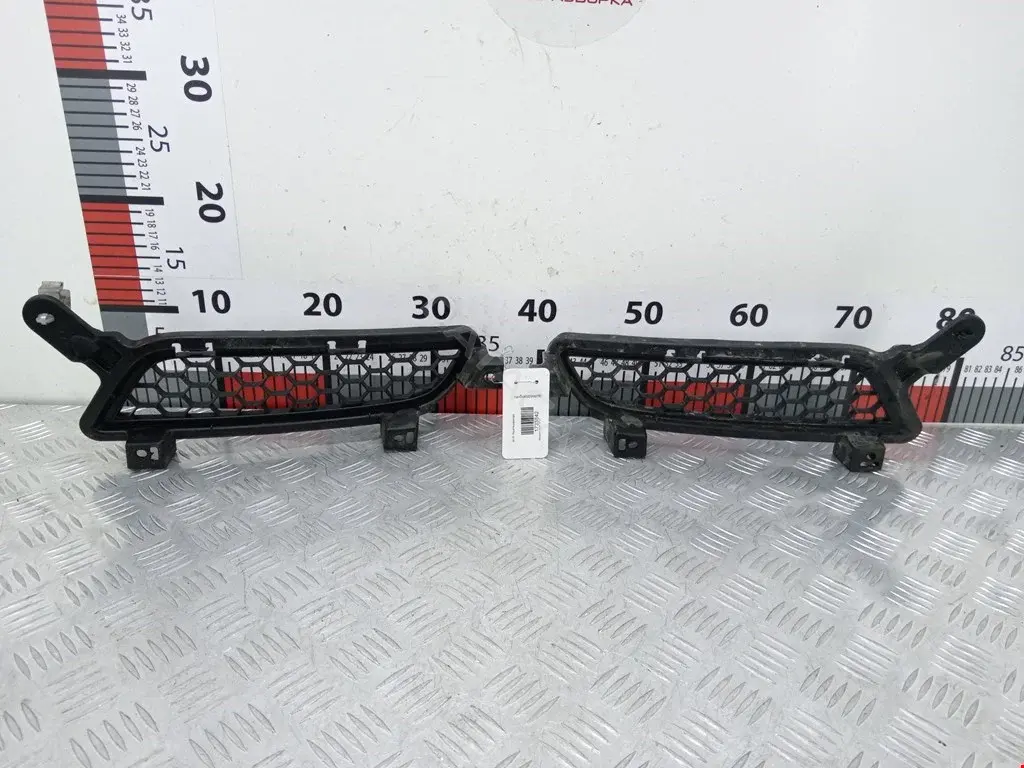 Решетка радиатора 7450A305, 7450A306