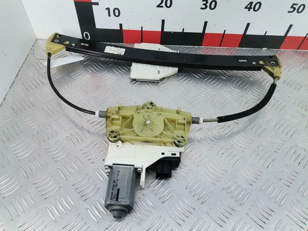 Стеклоподъемник 12166R, 4F0839462A, 4F0839462B