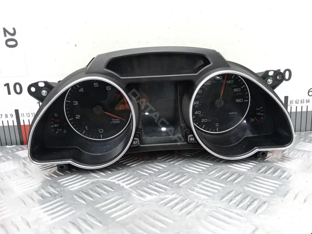 Панель приборов 503001520205, 8T0920981A