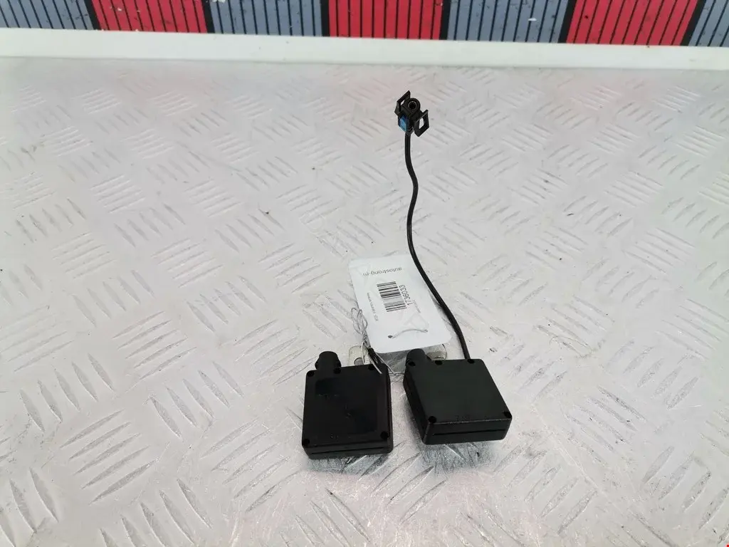 Усилитель антенны 65248380945, 8380945